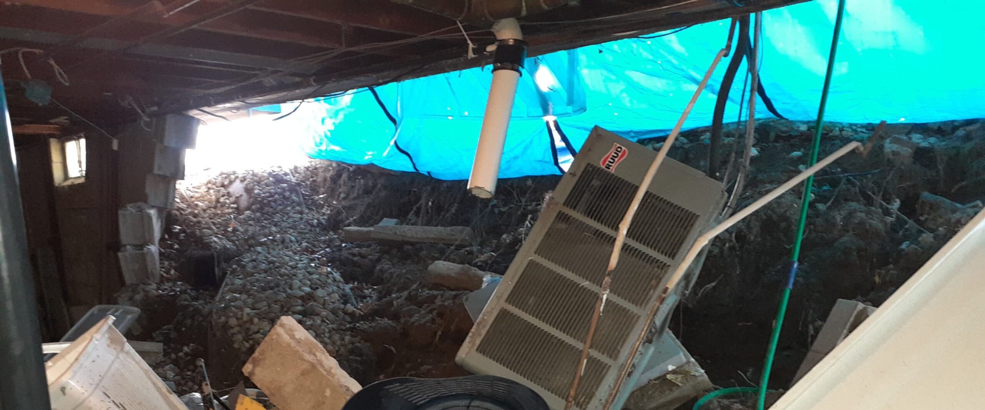 Can a house collapse from foundation issues?